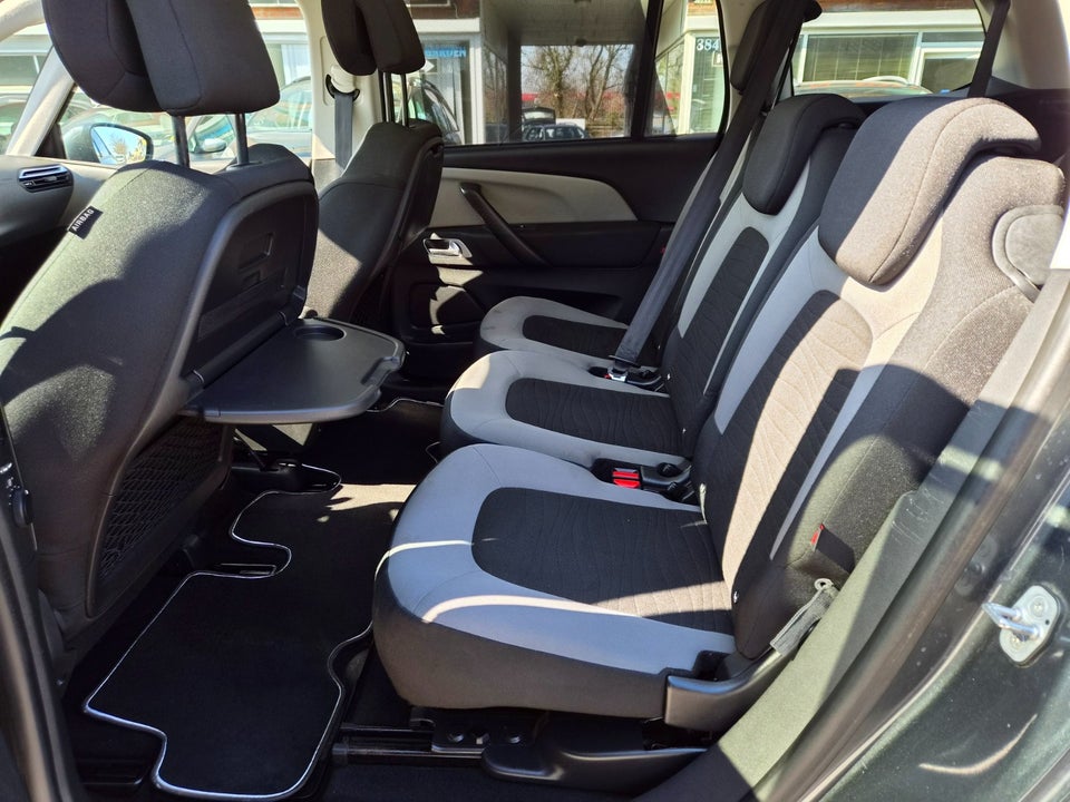 Citroën Grand C4 Picasso 1,6 e-HDi 115 Intensive ETG6 7prs 5d