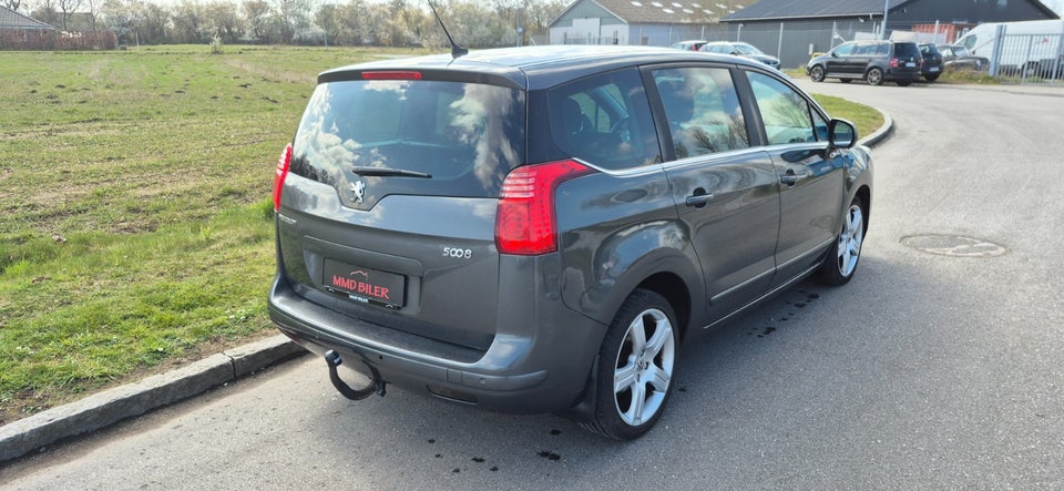Peugeot 5008 2,0 HDi 150 Premium 7prs 5d