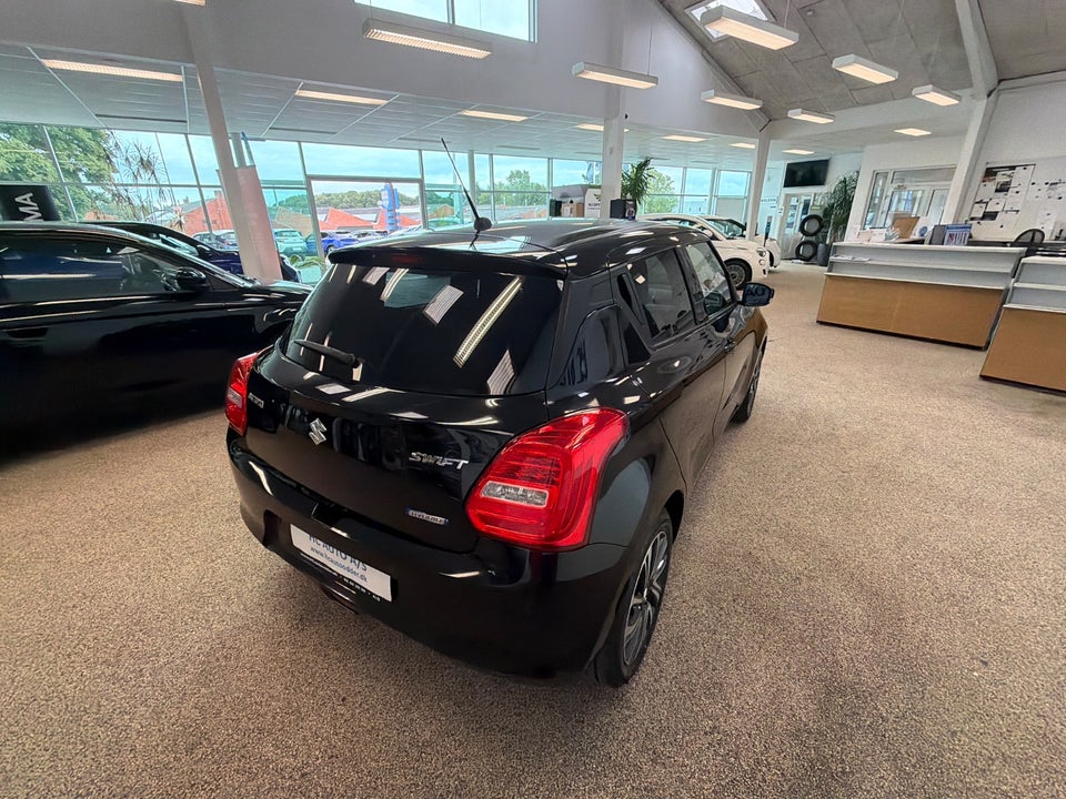 Suzuki Swift 1,2 mHybrid Exclusive CVT 5d