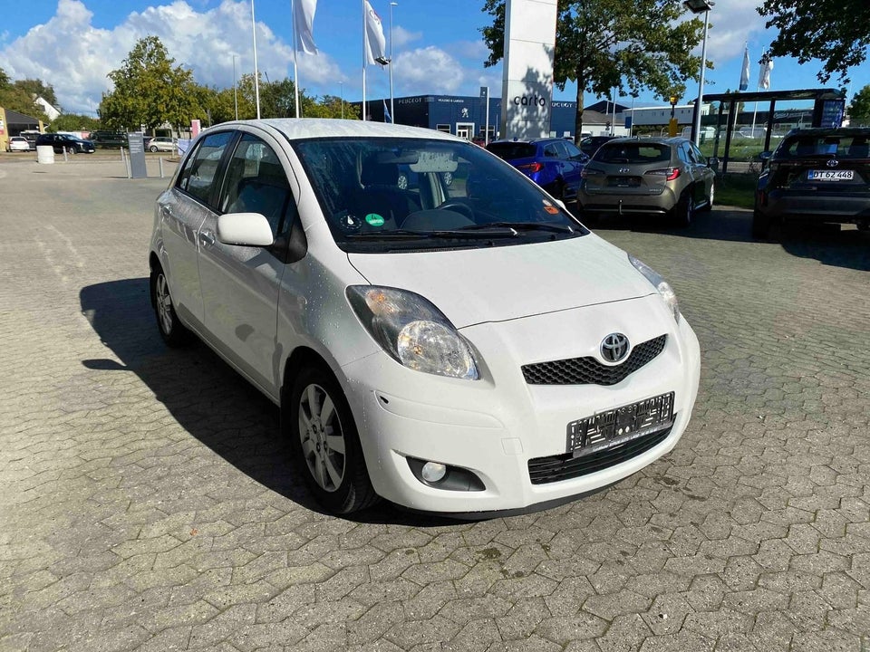 Toyota Yaris 1,3 TX 5d