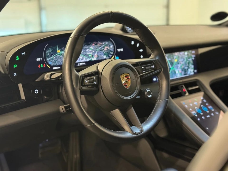 Porsche Taycan 4S Performance+ 4d