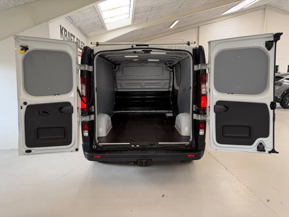 Renault Trafic T29 2,0 dCi 120 L2H1