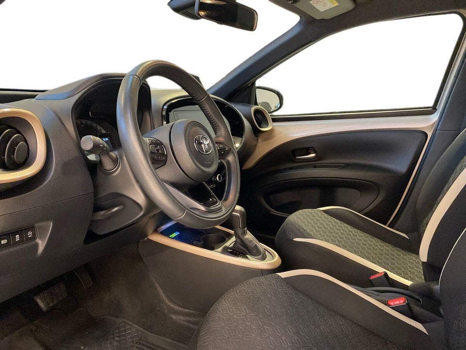Toyota Aygo X 1,0 Pulse s-CVT 5d