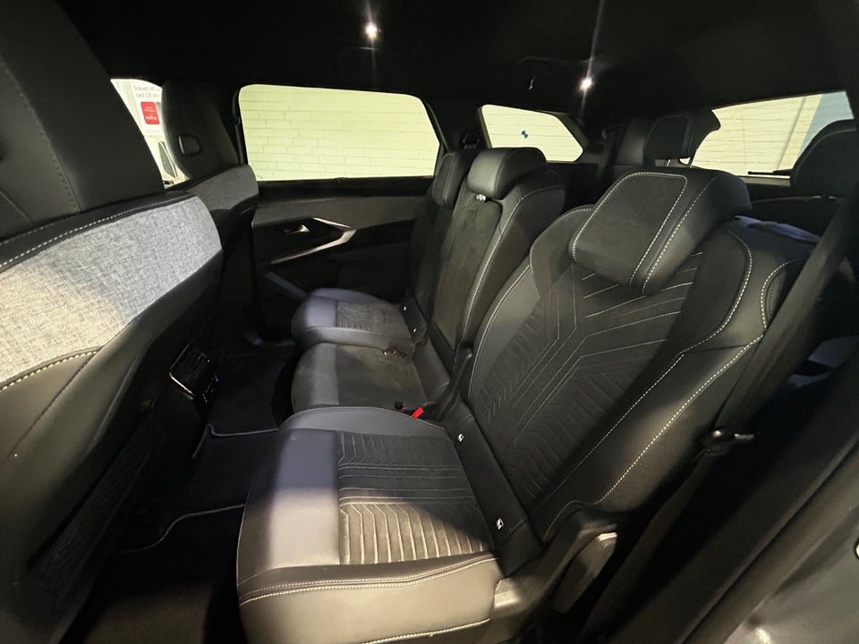 Peugeot e-5008 77 GT 7prs 5d