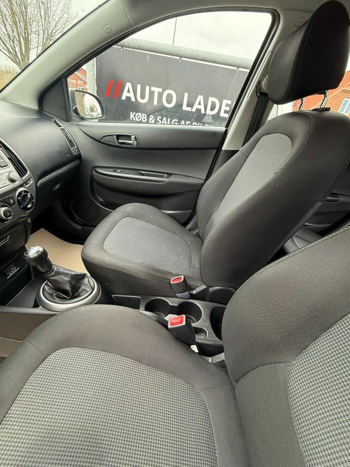 Hyundai i20 1,25 Classic Go! 5d