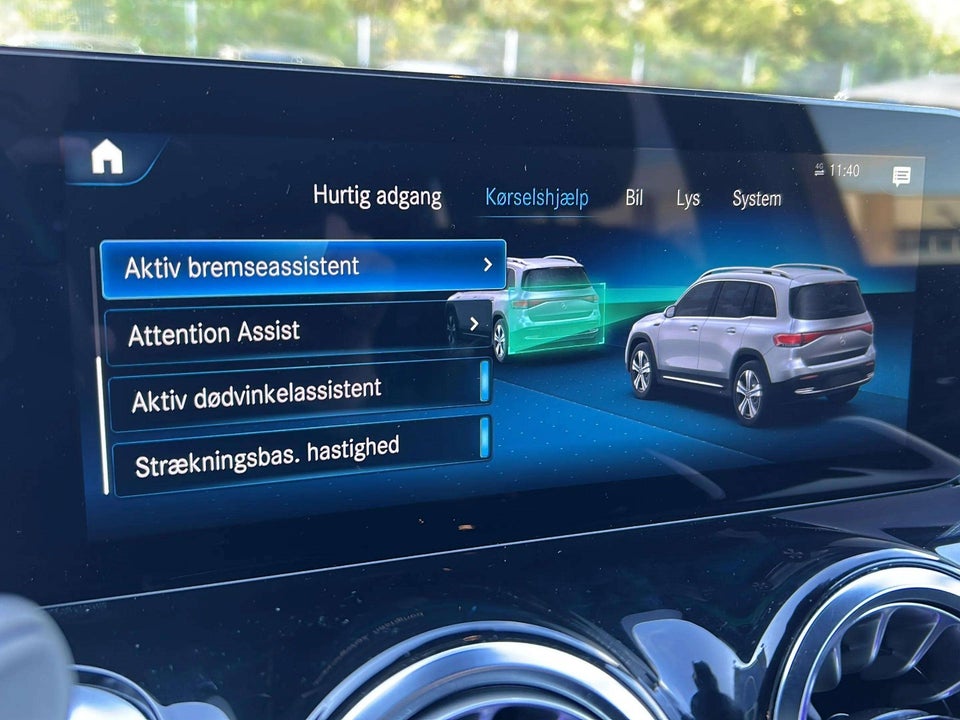 Mercedes EQB300 Progressive 4Matic 7prs 5d