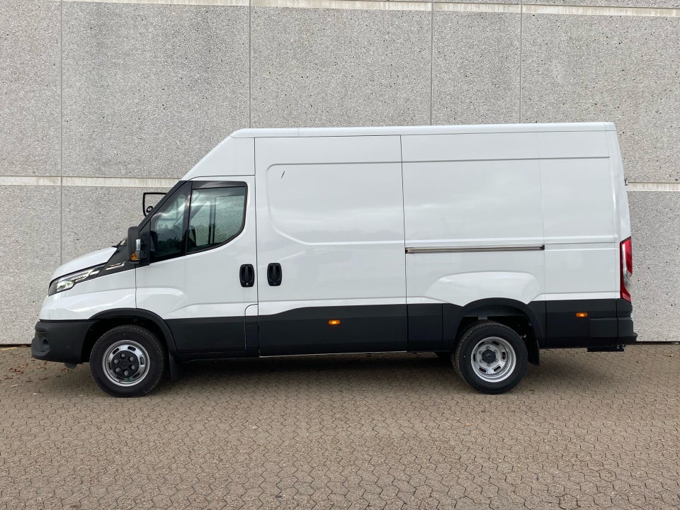 Iveco Daily 3,0 35C18 12m³ Van AG8