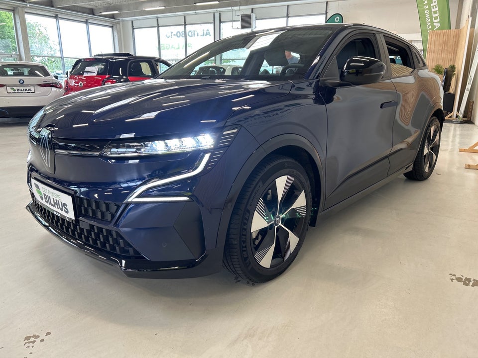 Renault Megane E-Tech 40 Equilibre 5d