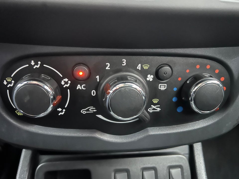 Dacia Duster 1,2 TCe 125 Laureate 5d