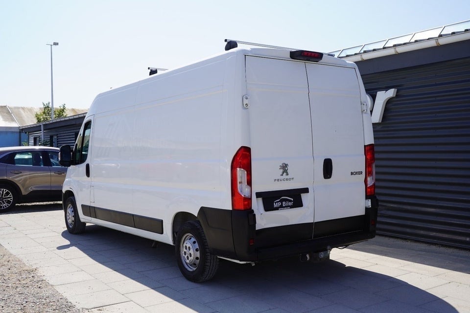 Peugeot Boxer 335 2,2 BlueHDi 140 L3H2 Premium