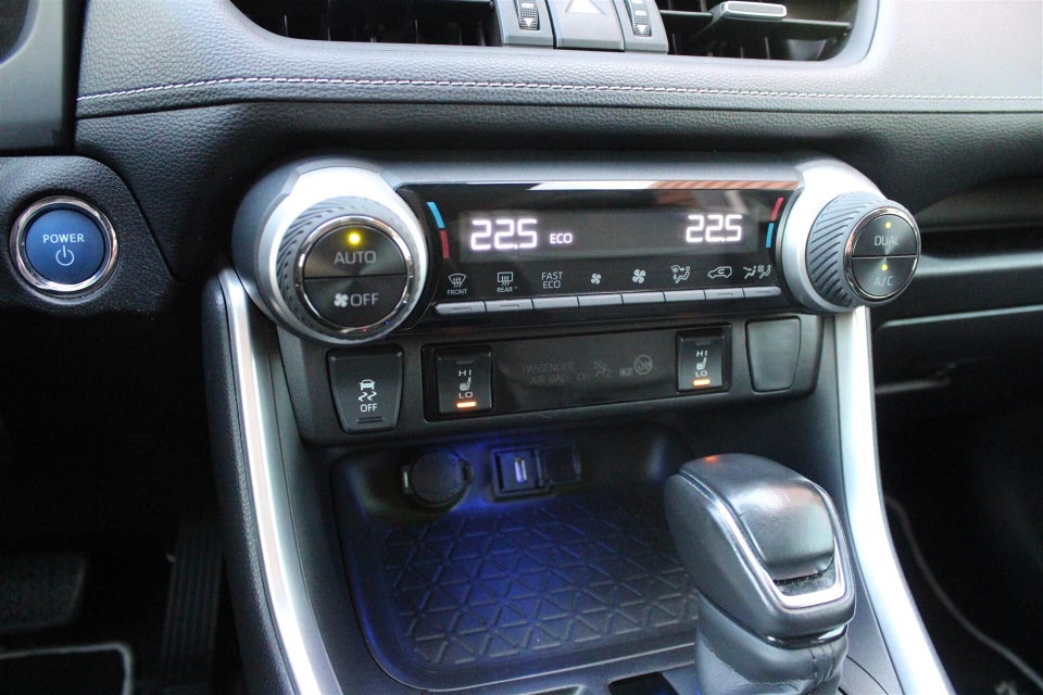 Toyota RAV4 2,5 Hybrid H3 Comfort MDS 5d