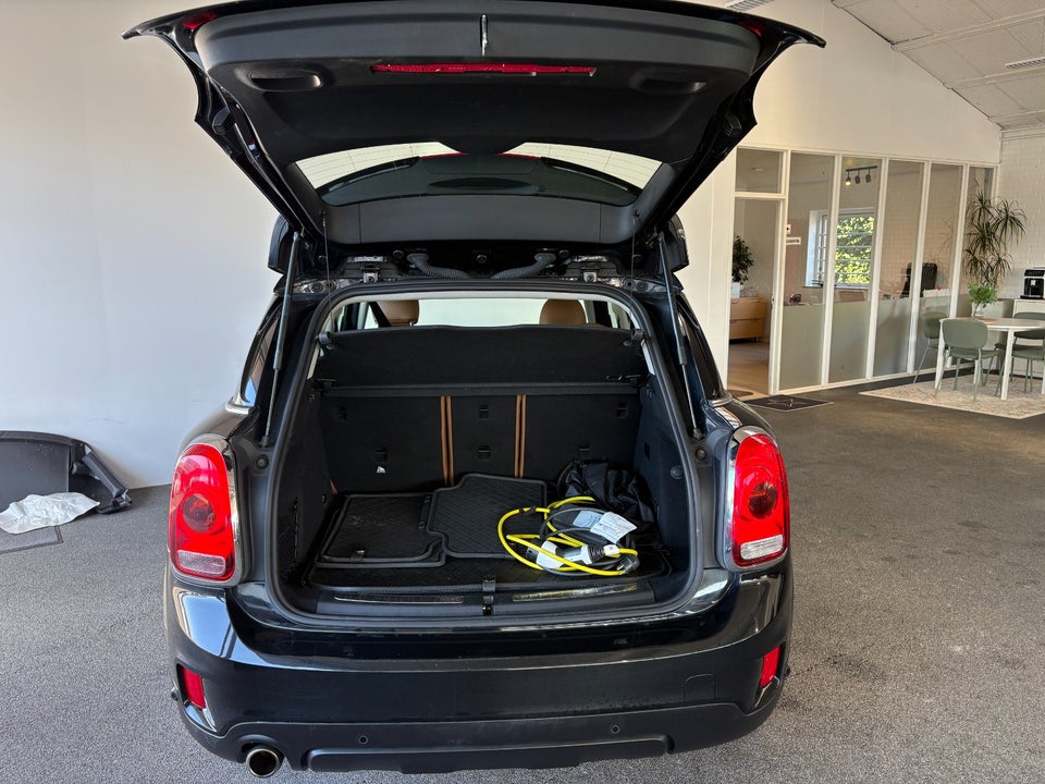 MINI Countryman Cooper SE 1,5 Essential aut. ALL4 5d