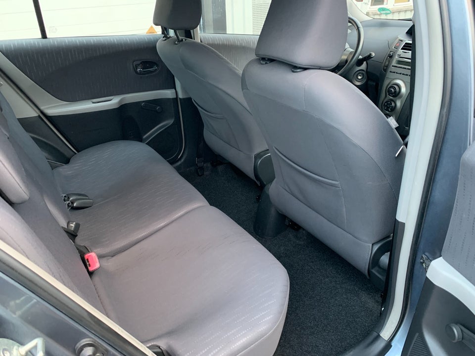 Toyota Yaris 1,3 T2 5d