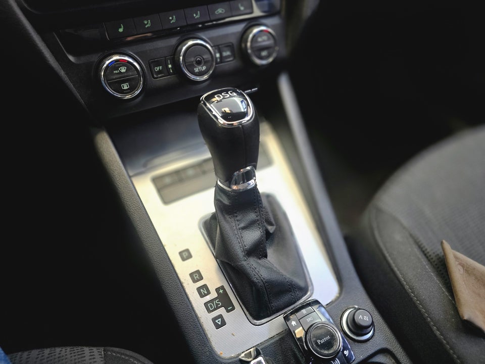 Skoda Octavia 1,8 TSi 180 Elegance Combi 5d