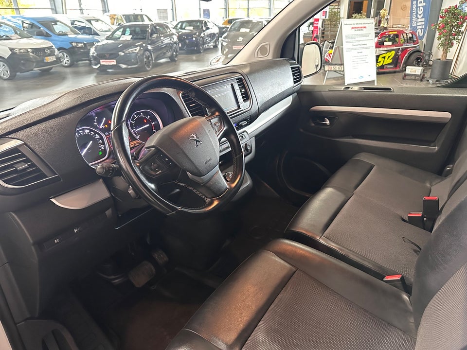 Peugeot Expert 2,0 BlueHDi 177 L2 Ultimate EAT8 Van