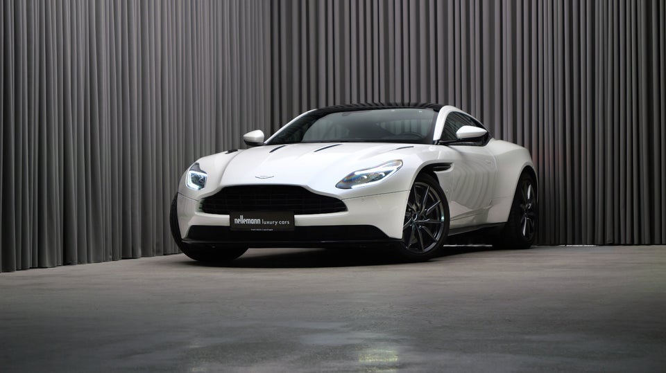 Aston Martin DB11 5,2 V12 Coupé aut. 2d