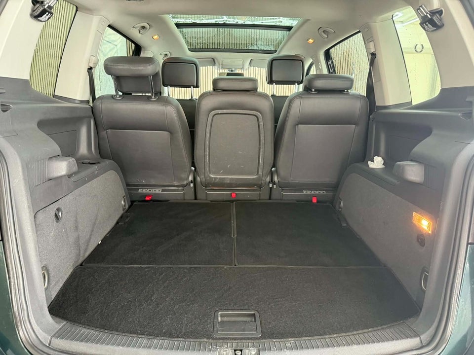 VW Touran 2,0 TDi 177 Highline DSG 7prs 5d