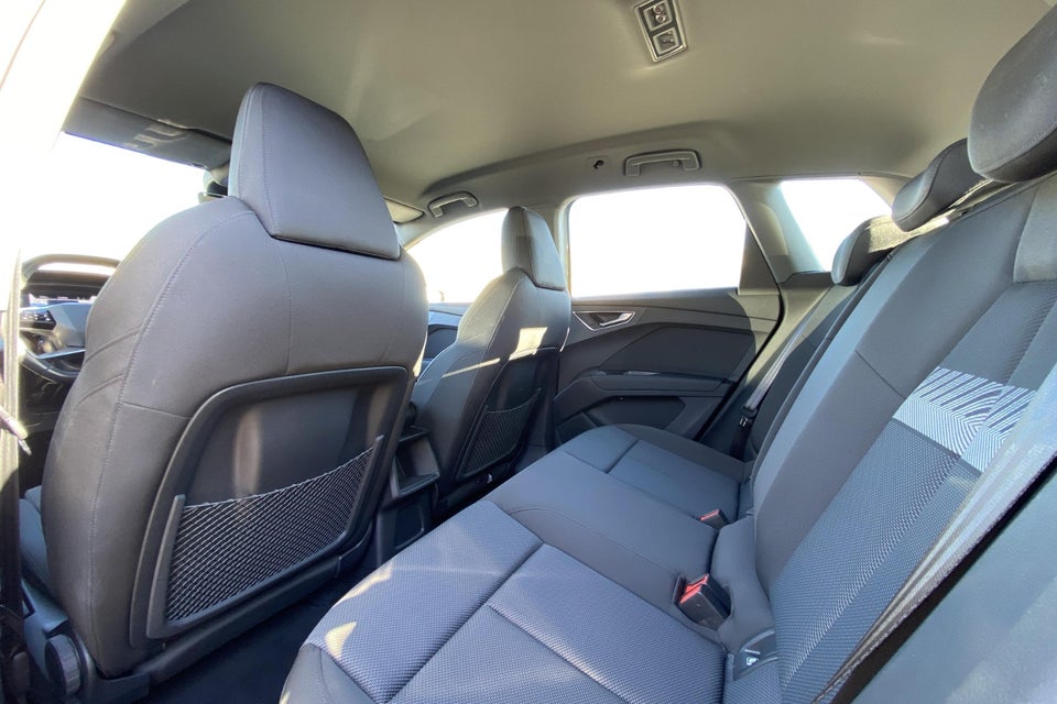 Audi Q4 e-tron 35  5d