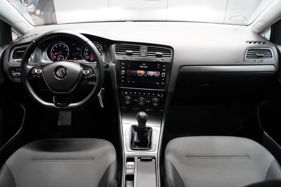 VW Golf VII 1,4 TSi 125 Comfortline 5d