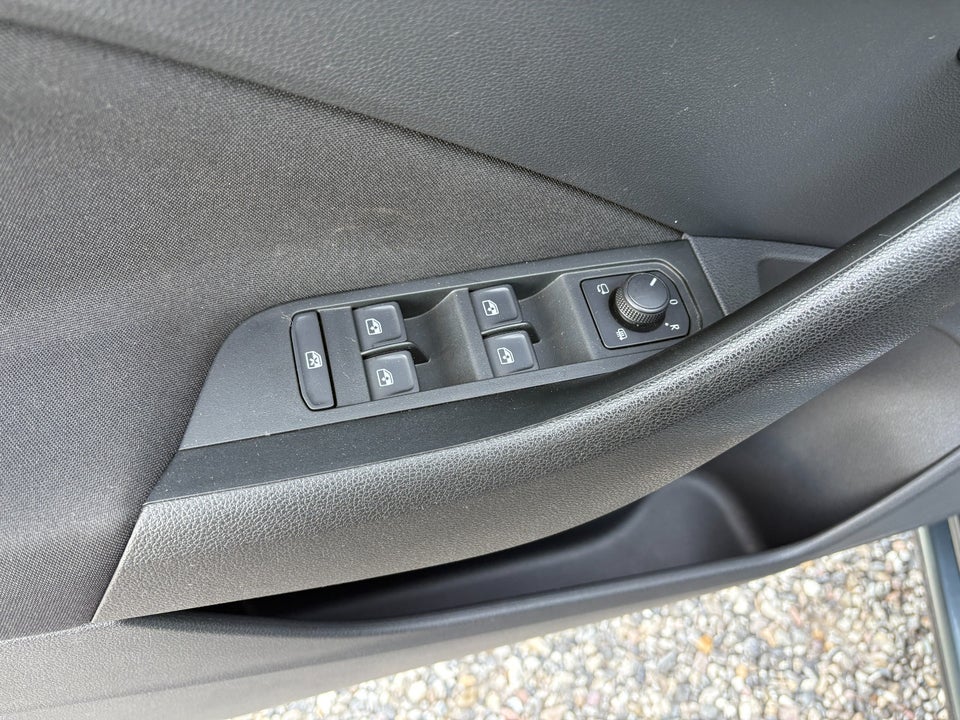 Skoda Scala 1,0 TSi 115 Ambition 5d