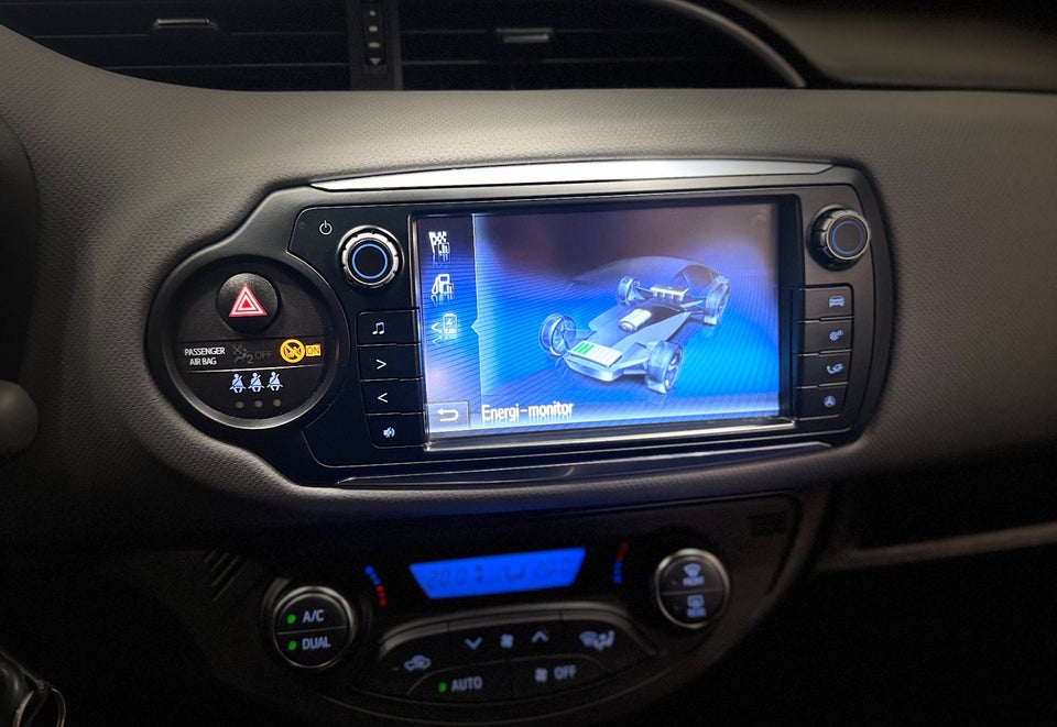 Toyota Yaris 1,5 Hybrid H2 e-CVT 5d