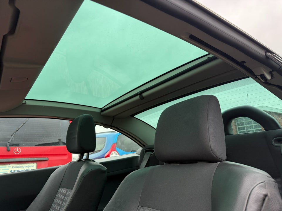 Renault Megane II 1,6 Authentique Comfort CC 2d