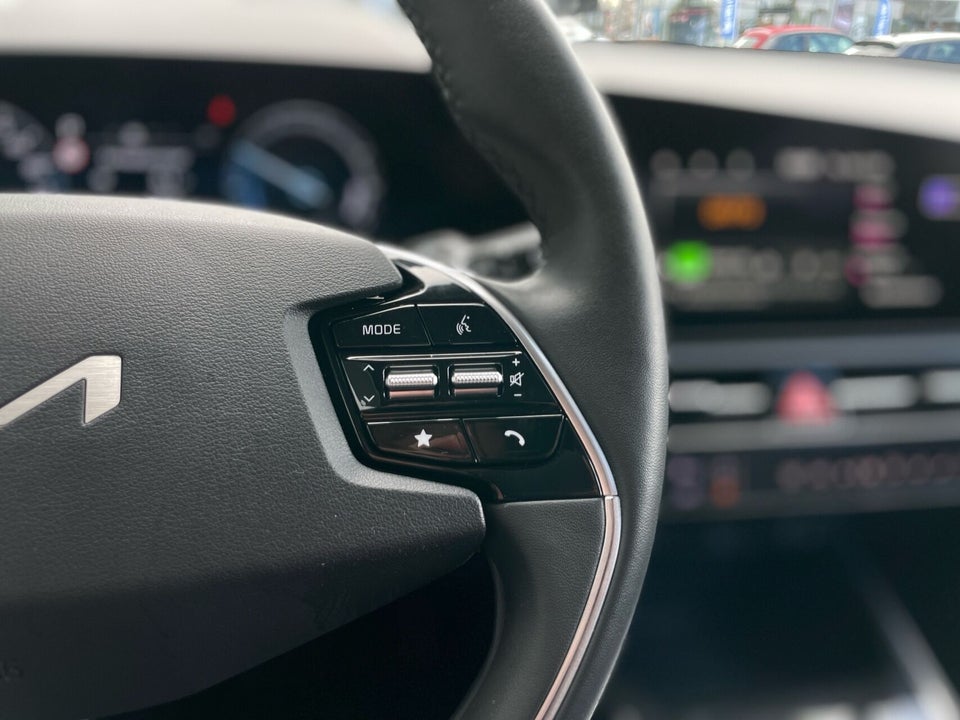 Kia Niro 64 EV Inspire 5d