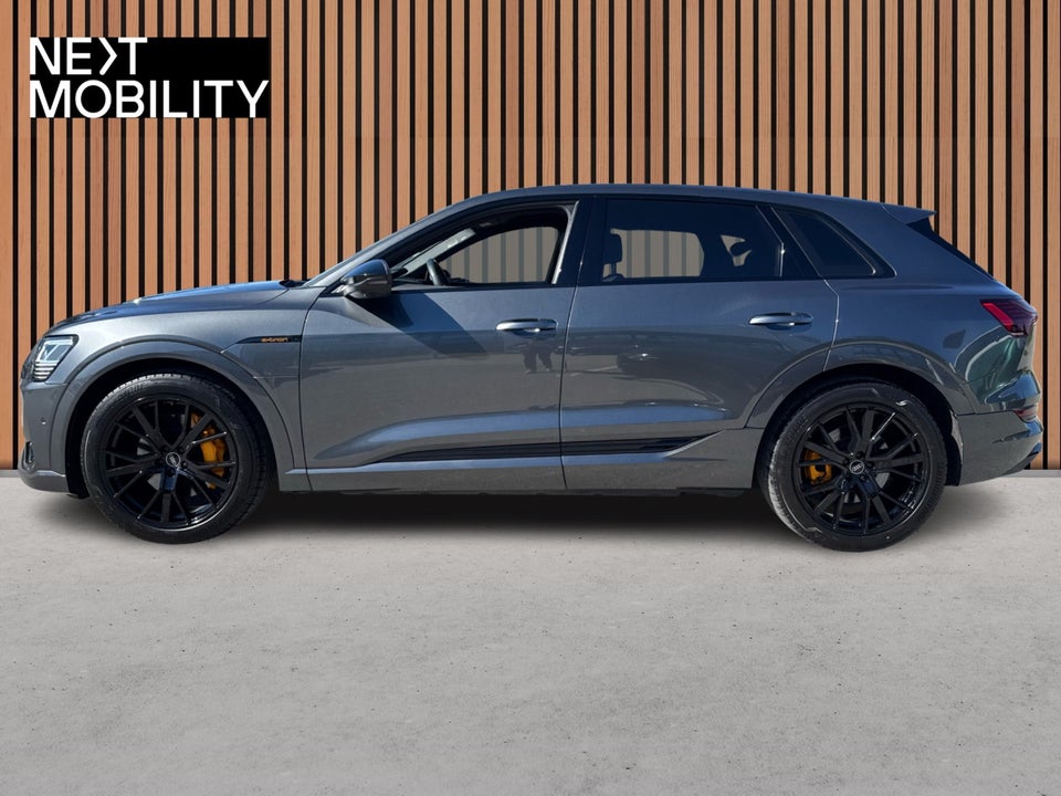 Audi e-tron 55 S-line quattro 5d