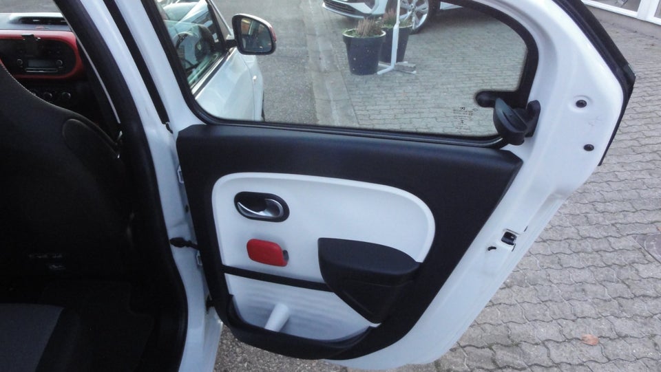 Renault Twingo 1,0 SCe 70 Expression 5d