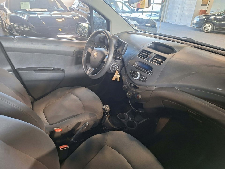 Chevrolet Spark 1,0 LS 5d