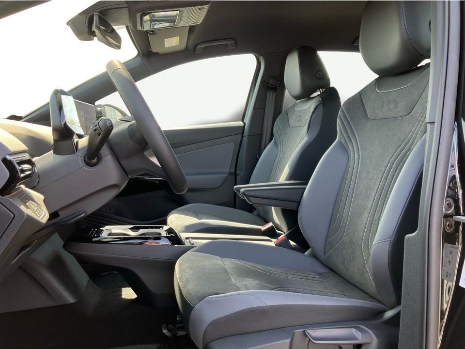 VW ID.4 77 Move Van 5d