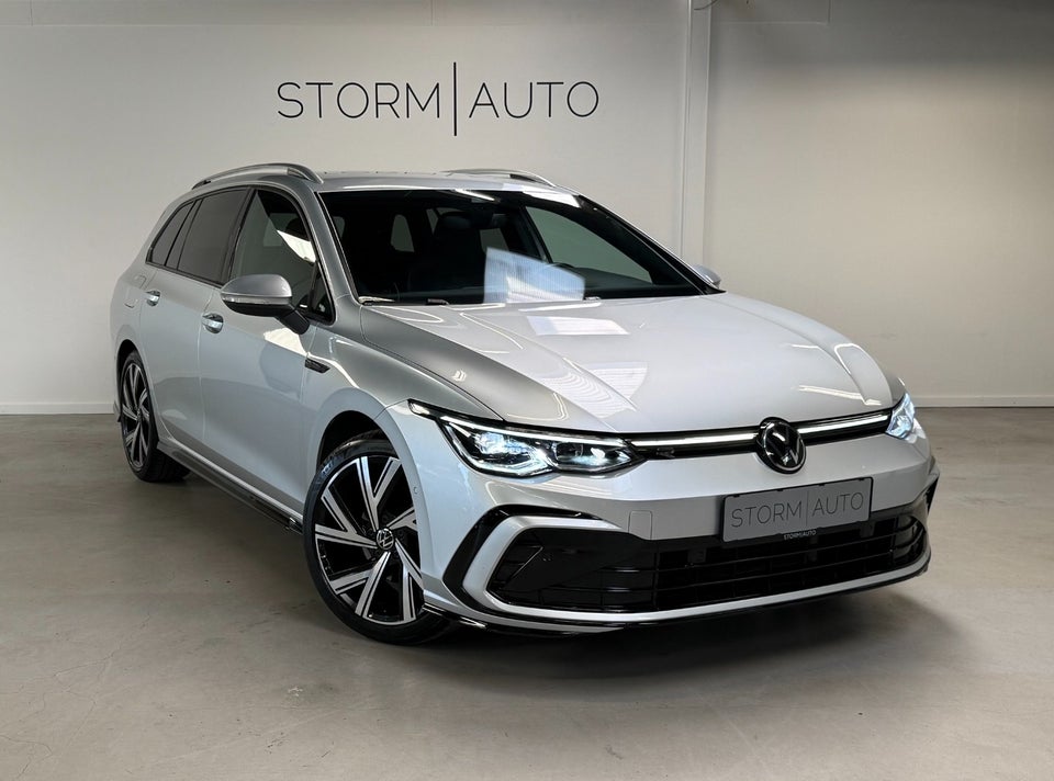 VW Golf VIII 1,5 eTSi 150 R-line Variant DSG 5d