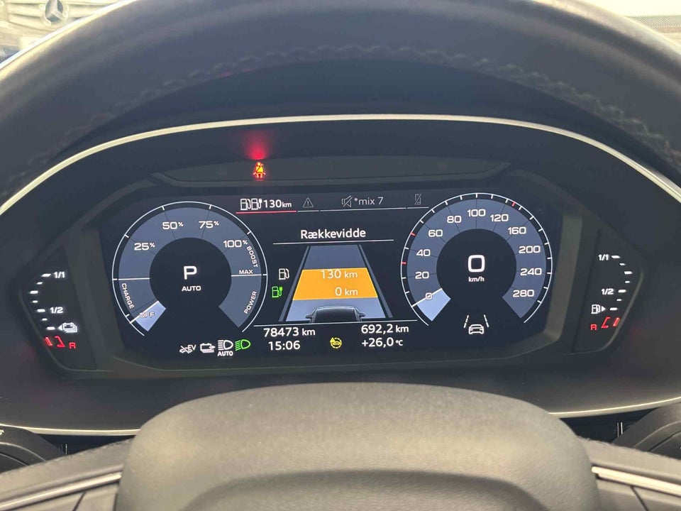 Audi Q3 45 TFSi e Attitude plus S-tr. 5d