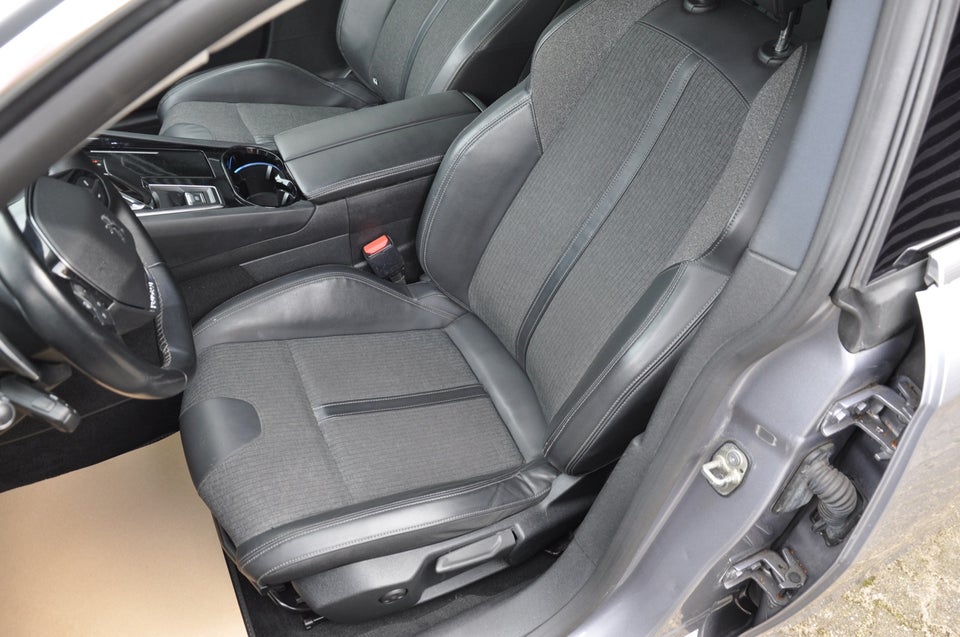 Peugeot 508 1,5 BlueHDi 130 Allure Pack SW EAT8 5d