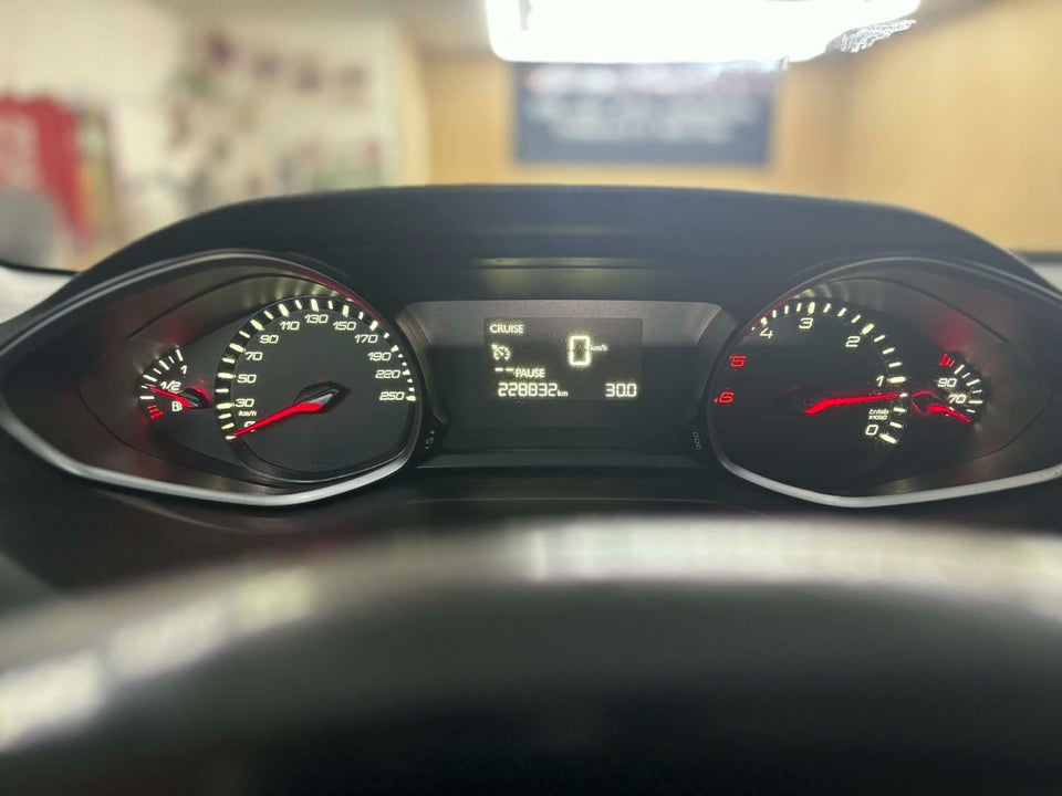 Peugeot 308 1,6 HDi 92 Access 5d