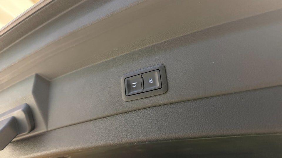 Hongqi E-HS9 99 Exclusive 5d