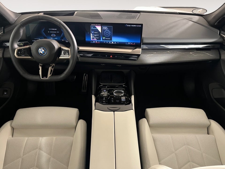 BMW i5 eDrive40 Touring M-Sport 5d