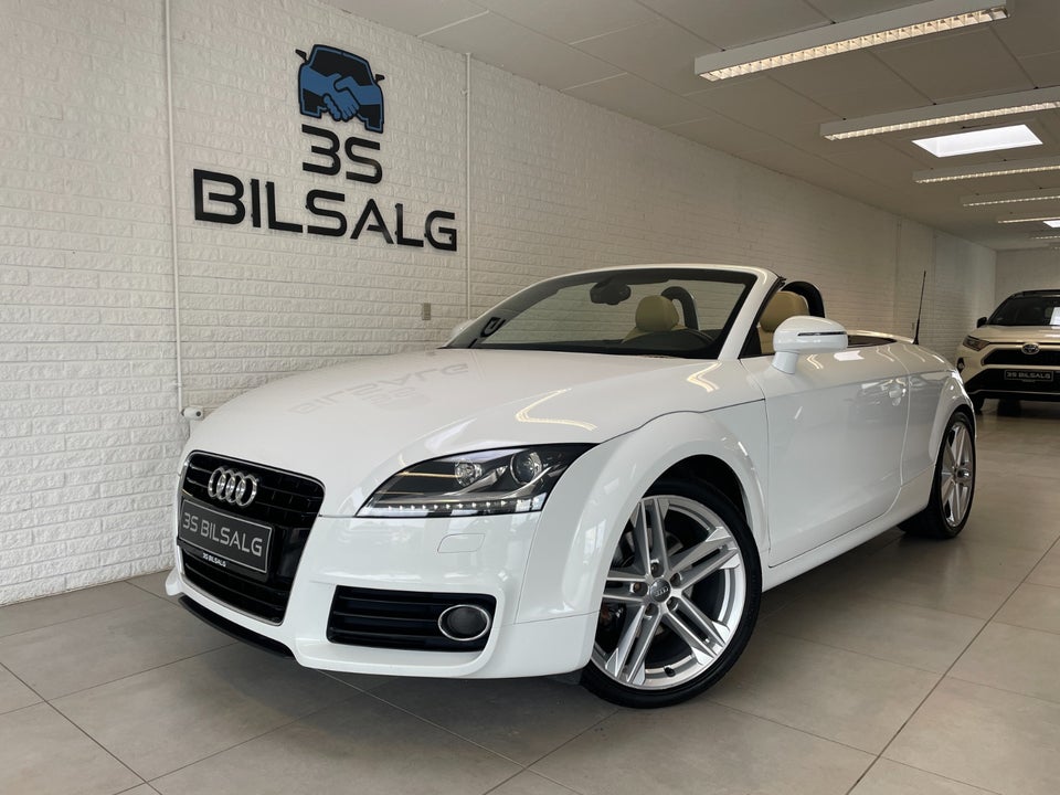 Audi TT 2,0 TFSi 211 Roadster S-tr. 2d