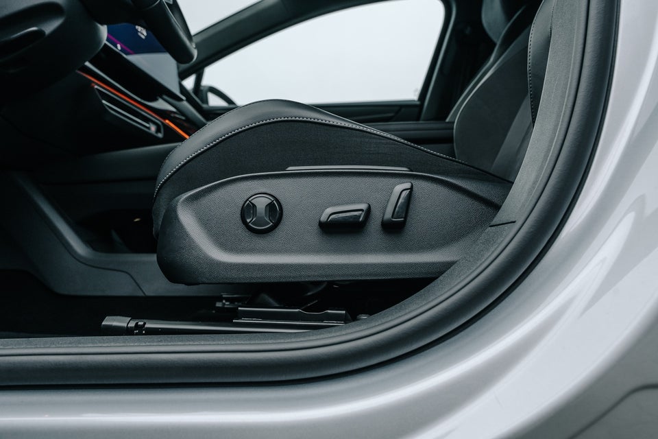 VW ID.7 77 Pro Tourer 5d