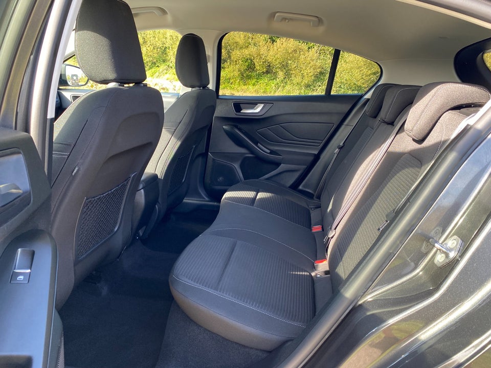 Ford Focus 1,0 EcoBoost mHEV Titanium 5d