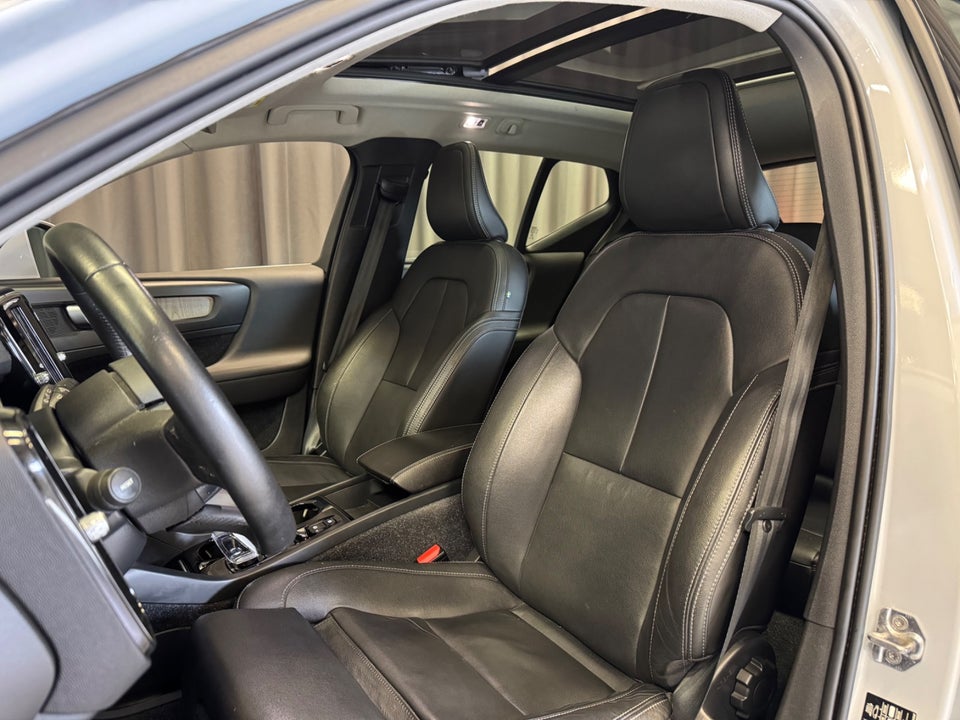 Volvo XC40 1,5 T5 ReCharge Inscription aut. 5d