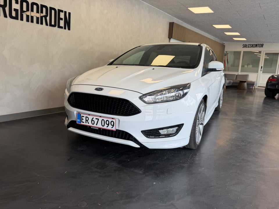 Ford Focus 1,0 SCTi 125 ST-Line+ 5d