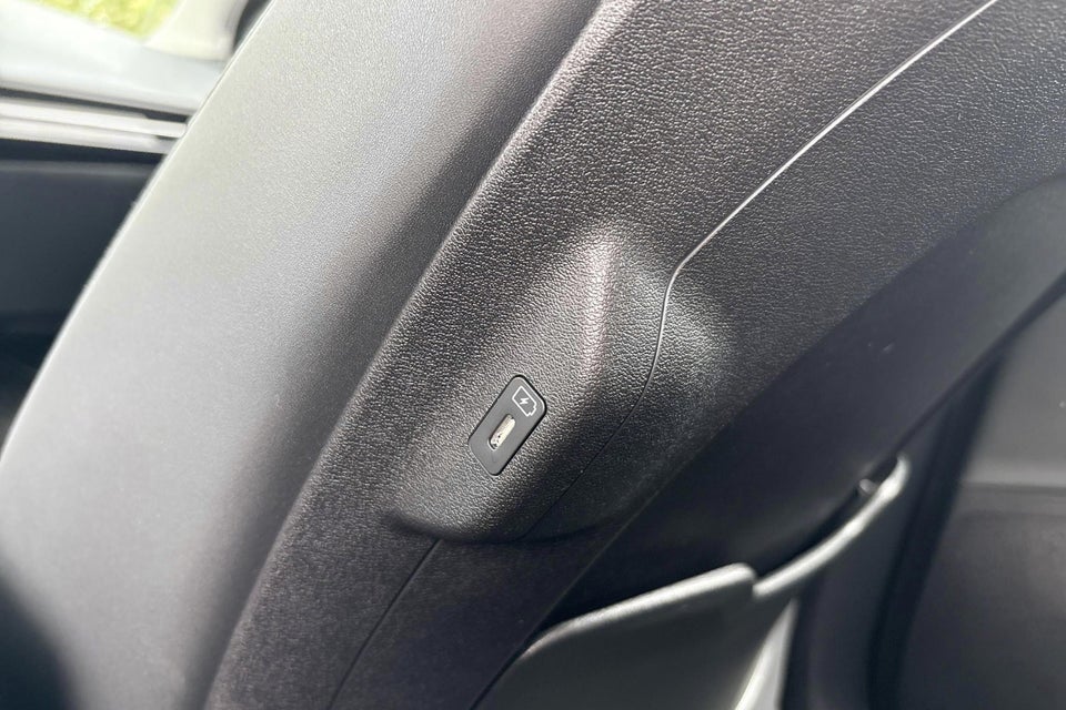 Kia EV6 58 Standard Range Access 5d