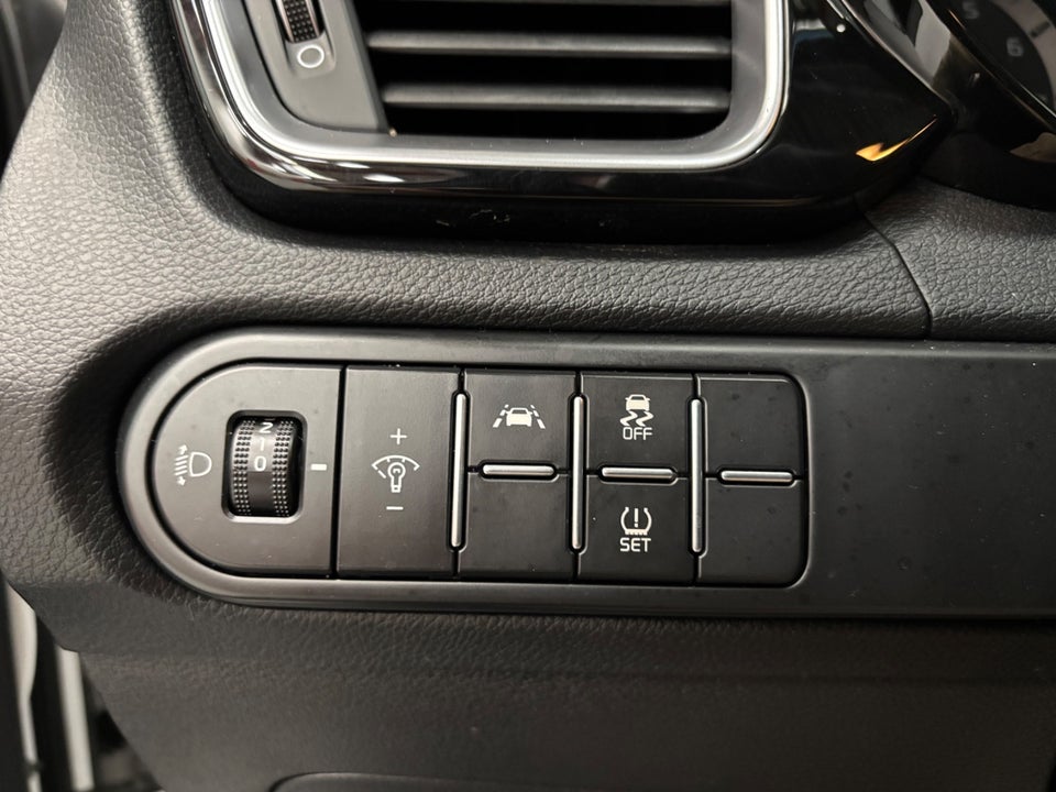 Kia XCeed 1,4 T-GDi Comfort DCT 5d