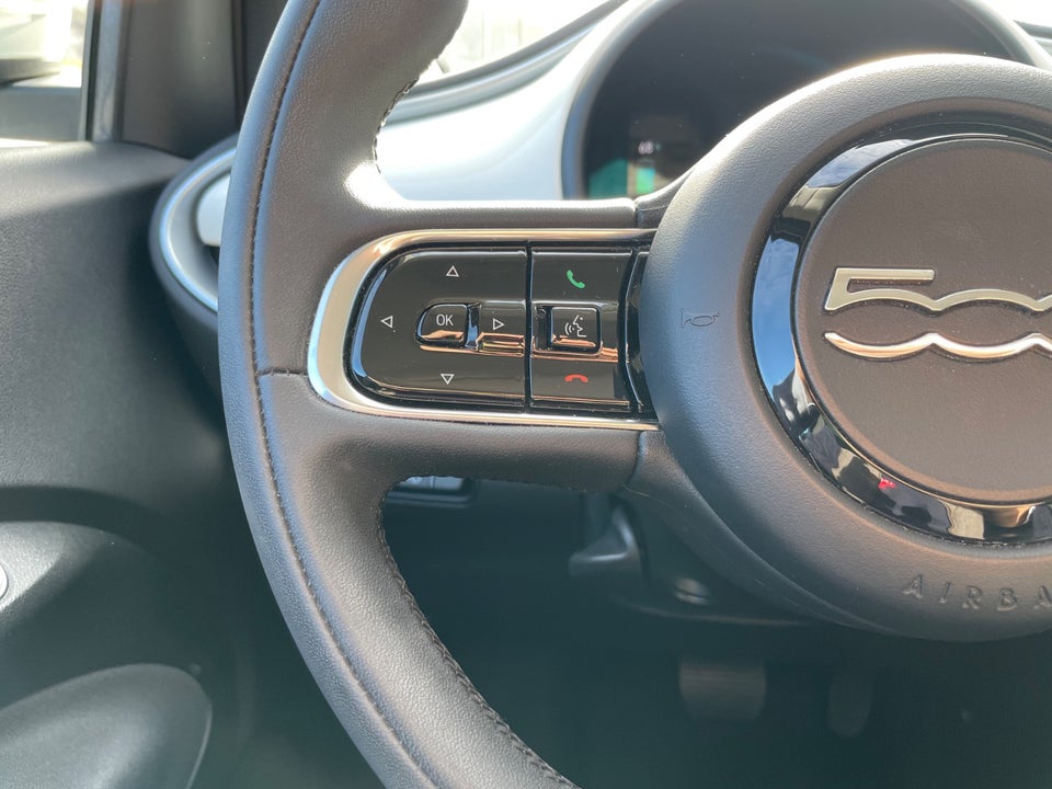 Fiat 500e 42 Icon 3d