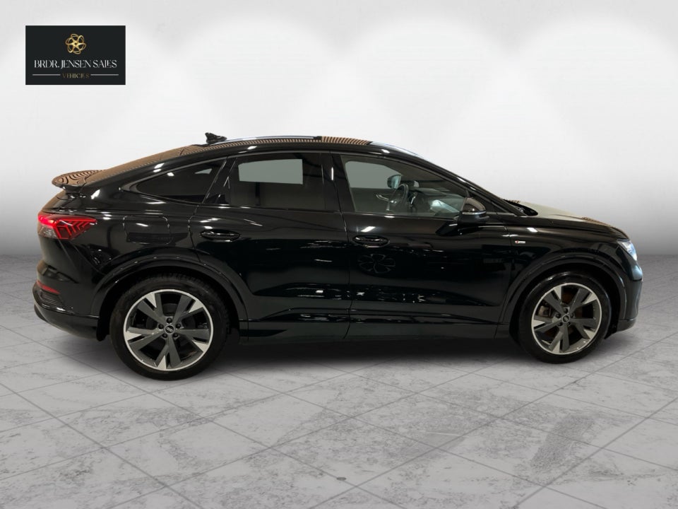 Audi Q4 e-tron 40 S-line Sportback 5d