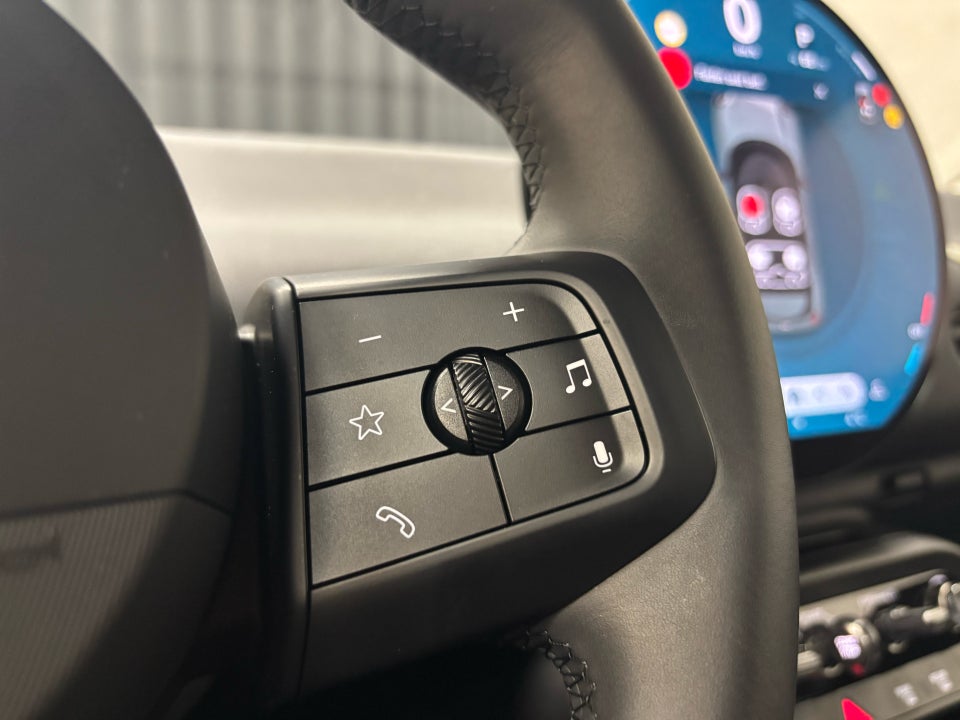 MINI Cooper SE Essential Trim XS 3d