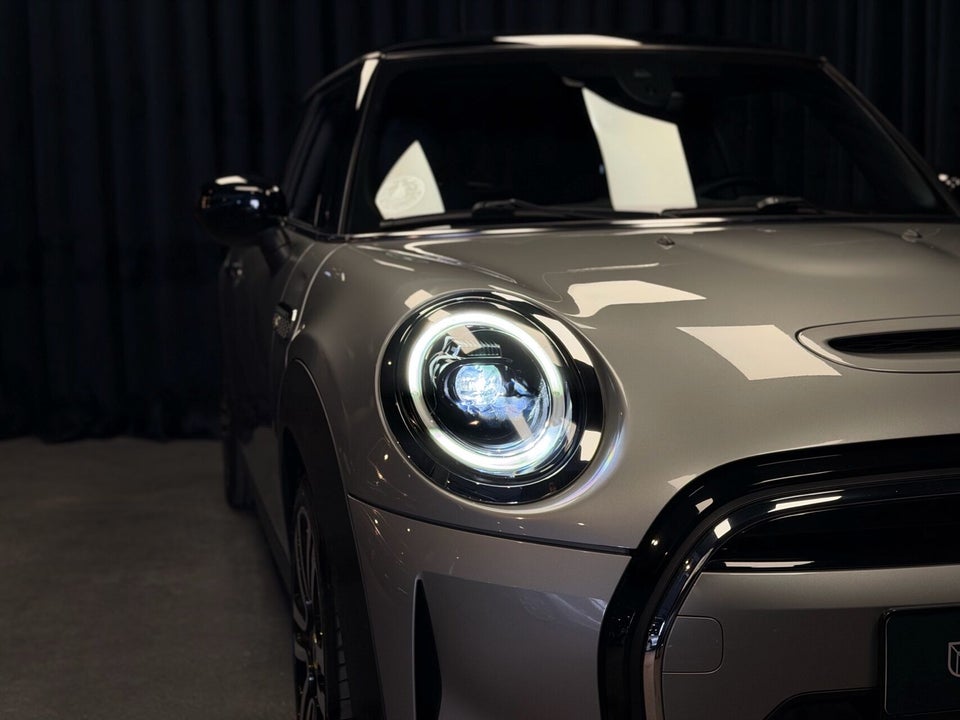 MINI Cooper SE Classic Trim 3d