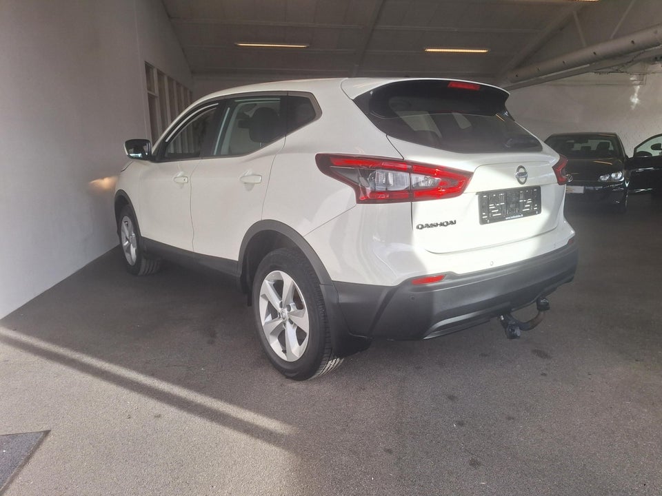 Nissan Qashqai 1,6 dCi 130 Acenta 5d