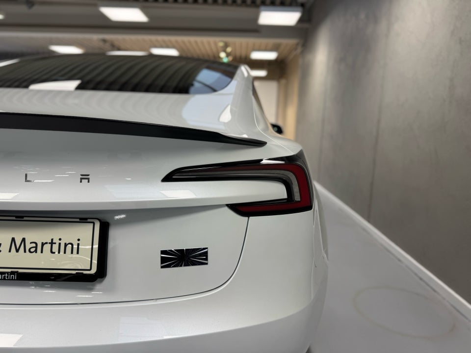 Tesla Model 3 Performance AWD 4d